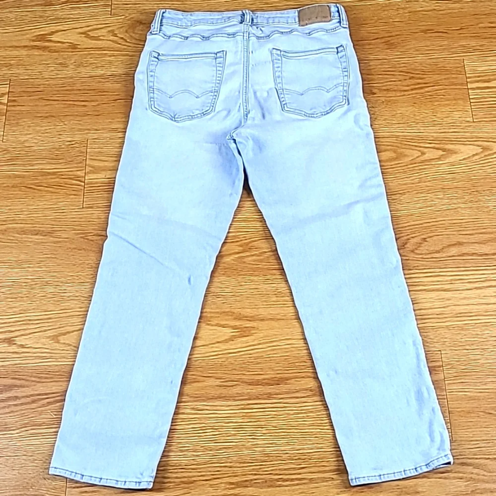 AMERICAN EAGLE AIRFLEX+ATHLETIC STRAIGHT MENS 2022 STRECH DISTRESSED 32x27 JEANS